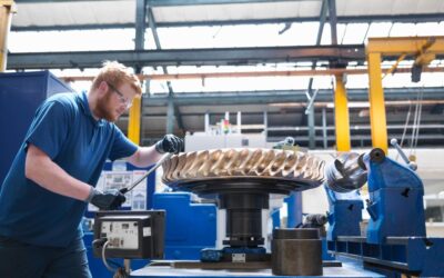 Manufacturing Trends 2025: Smart Factory Evolution, MES Software & Industry Insights